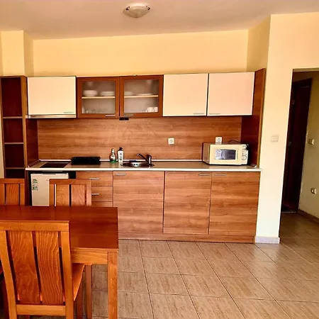 тристаен просторен с две отделни спални Lägenhetshotell