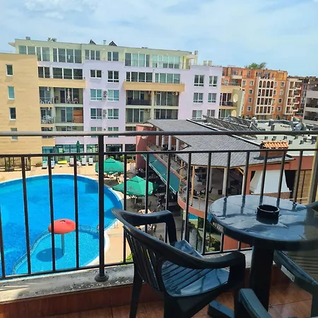 тристаен просторен с две отделни спални Apartmanhotel *