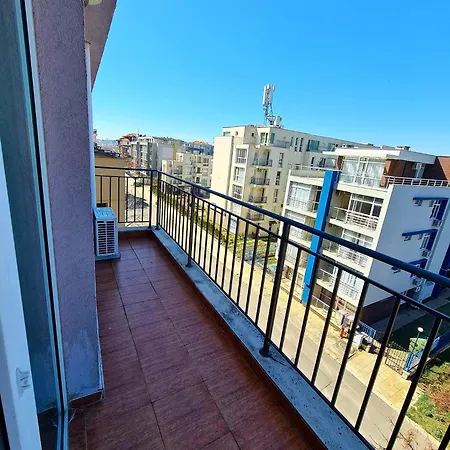 тристаен просторен с две отделни спални Aparthotel *